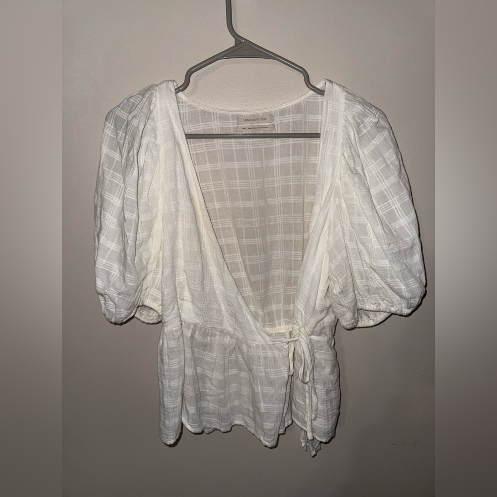 Urban Outfitters White Plaid Puff Sleeve Wrap Blouse Medium